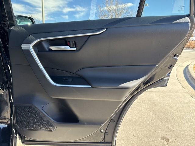 Used 2025 Toyota RAV4 XLE image 13
