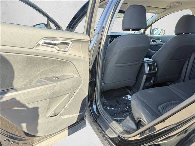 Used 2026 Kia Sportage LX FWD image 20