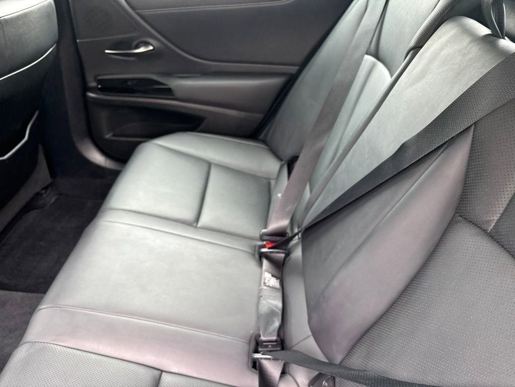 Used 2023 Lexus ES 300h F Sport FWD image 28