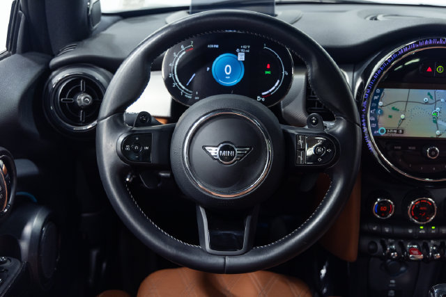 Used 2024 MINI Cooper S FWD image 13