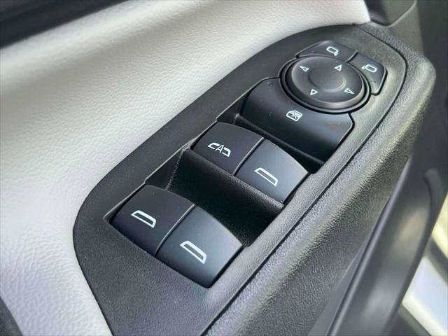 Used 2023 Chevrolet Equinox LS image 17