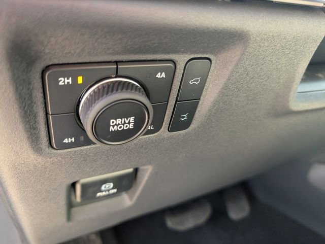 New 2025 Ford Expedition Platinum w/ Platinum Ultimate Package image 16