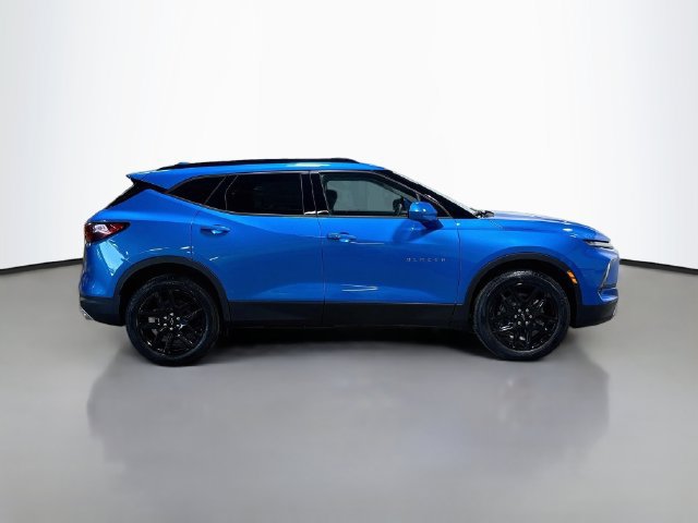 New 2026 Chevrolet Blazer LT w/ Convenience Package AWD/4WD image 6