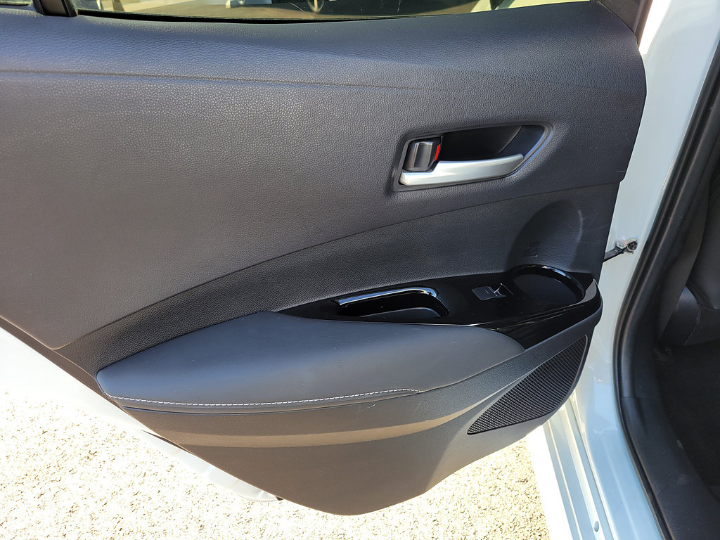 Used 2022 Toyota Corolla XSE FWD image 15