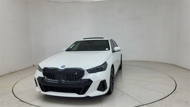 Used 2025 BMW i5 eDrive40i w/ M Sport Package image 62