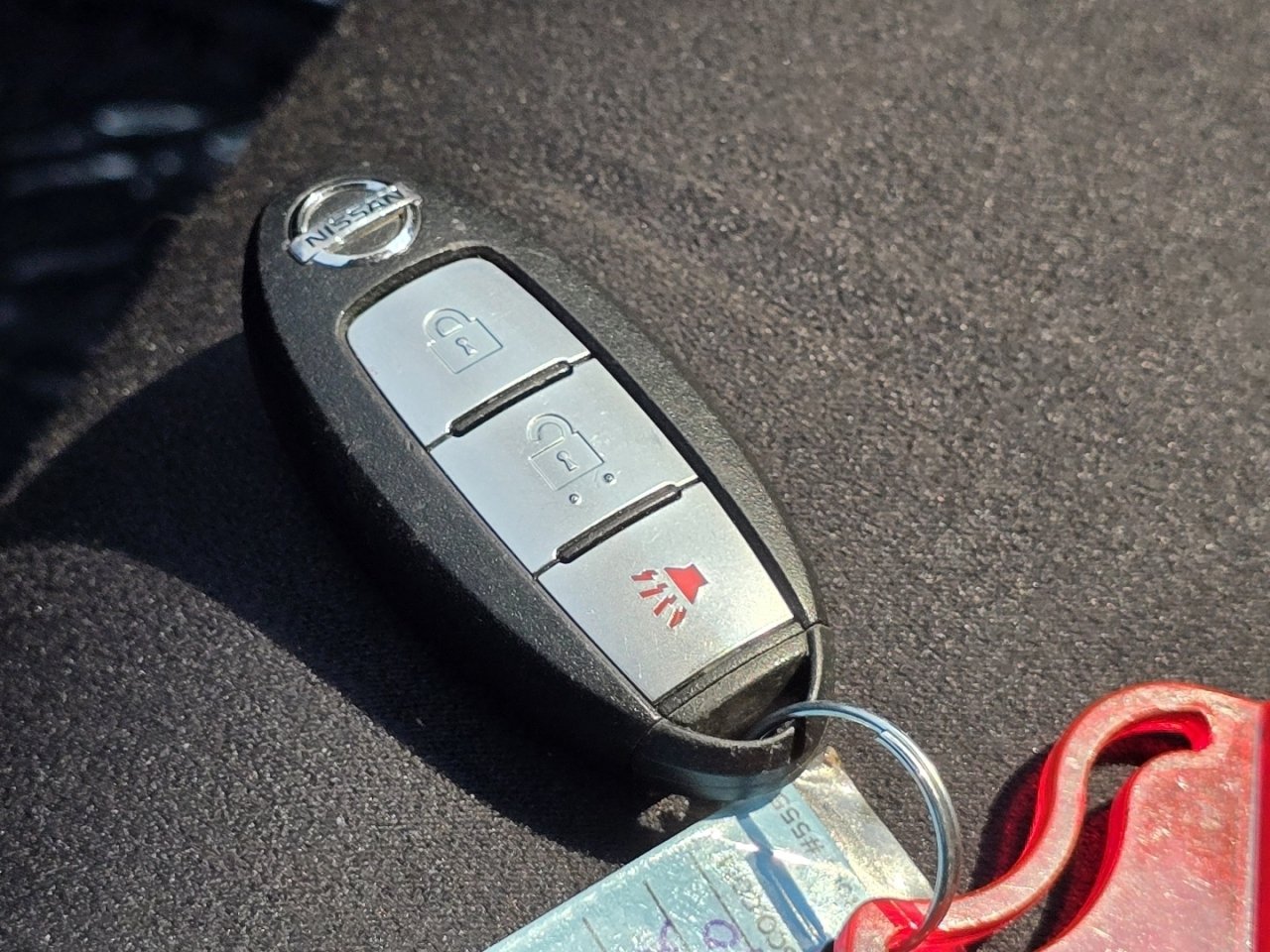 Used 2024 Nissan Altima 2.5 SV FWD image 35