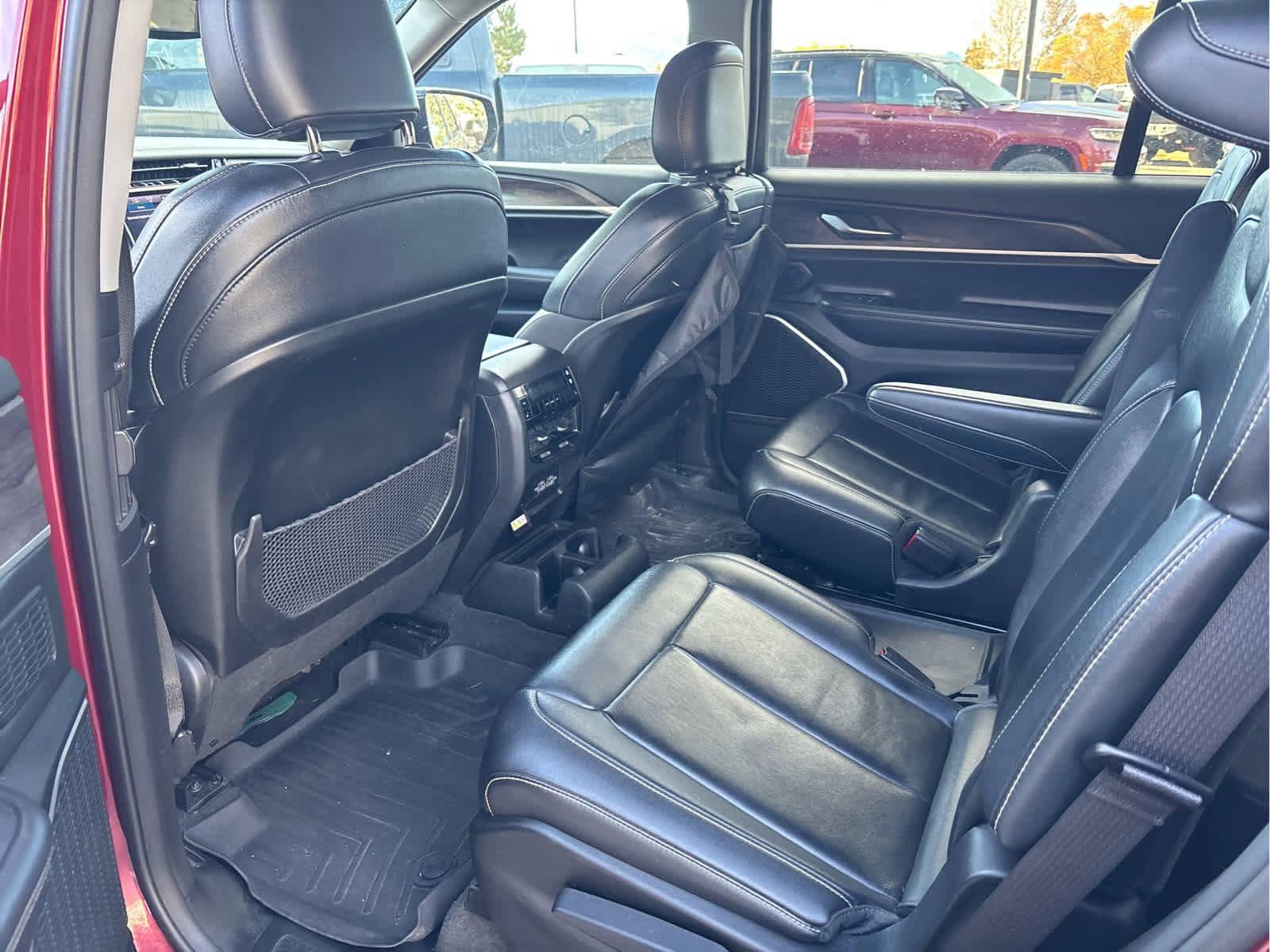 Used 2022 Jeep Grand Cherokee L Limited image 21