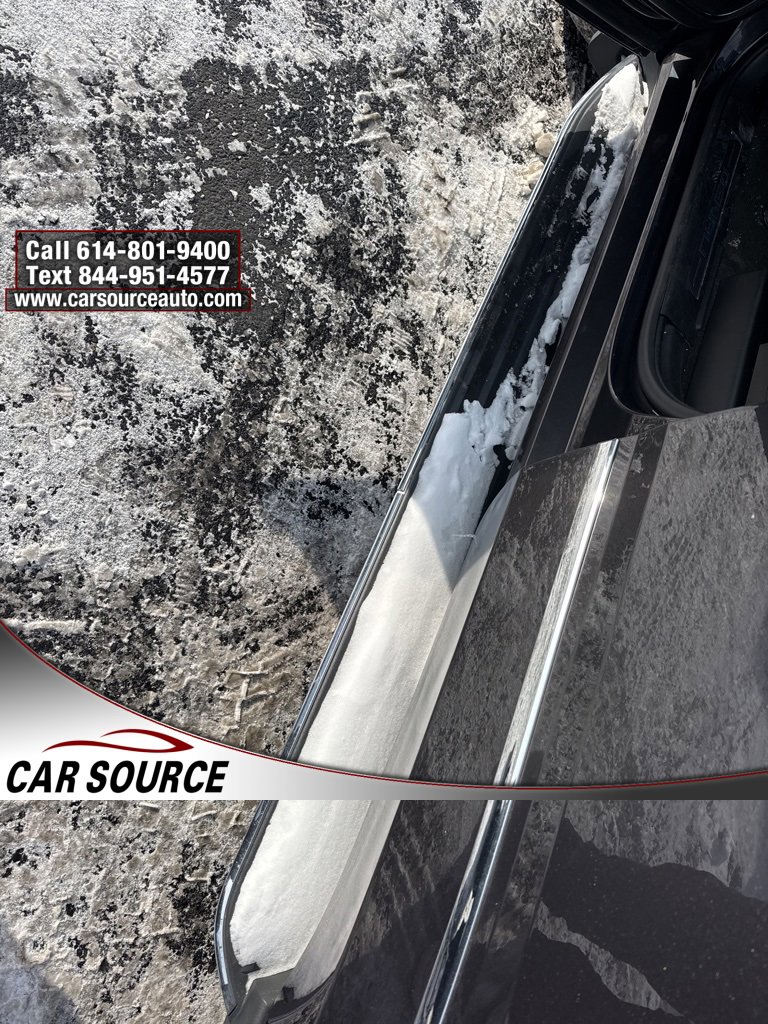 Used 2016 GMC Yukon Denali w/ Open Road Package image 12