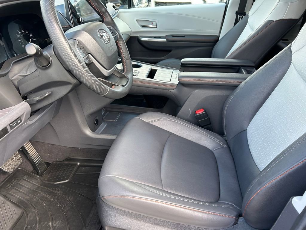 Certified 2024 Toyota Sienna XSE w/ XSE Plus Package AWD/4WD image 11