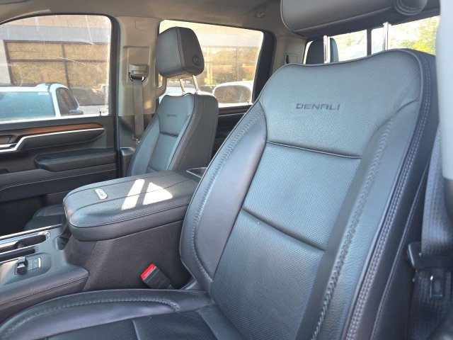 Used 2025 GMC Sierra 2500 Denali w/ Denali Reserve Package AWD/4WD image 5