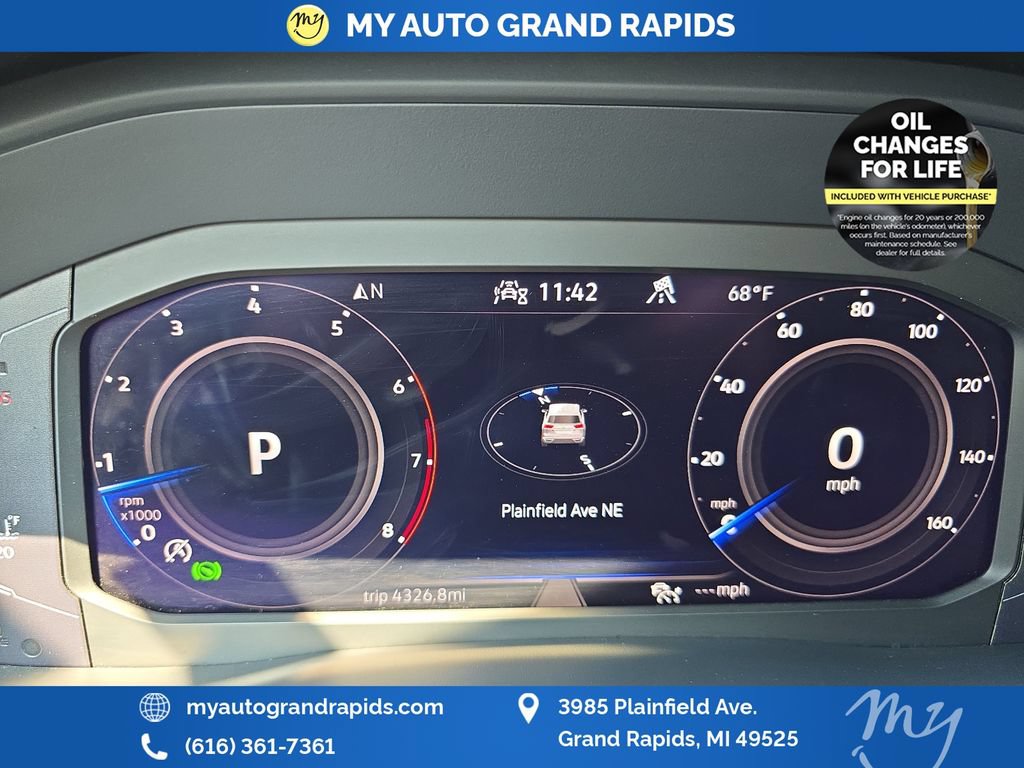 Used 2022 Volkswagen Atlas Cross Sport SEL Premium R-Line AWD/4WD image 17