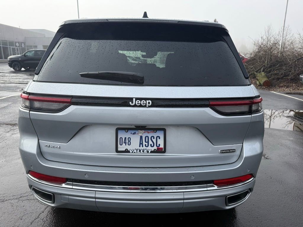 New 2025 Jeep Grand Cherokee Overland AWD/4WD image 4