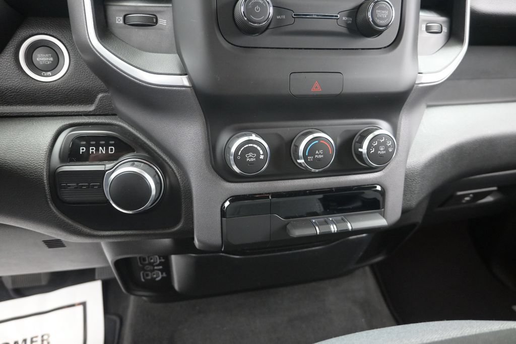 Used 2021 RAM 1500 Big Horn RWD image 13