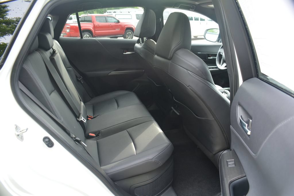 Used 2023 Toyota Venza Nightshade AWD/4WD image 23