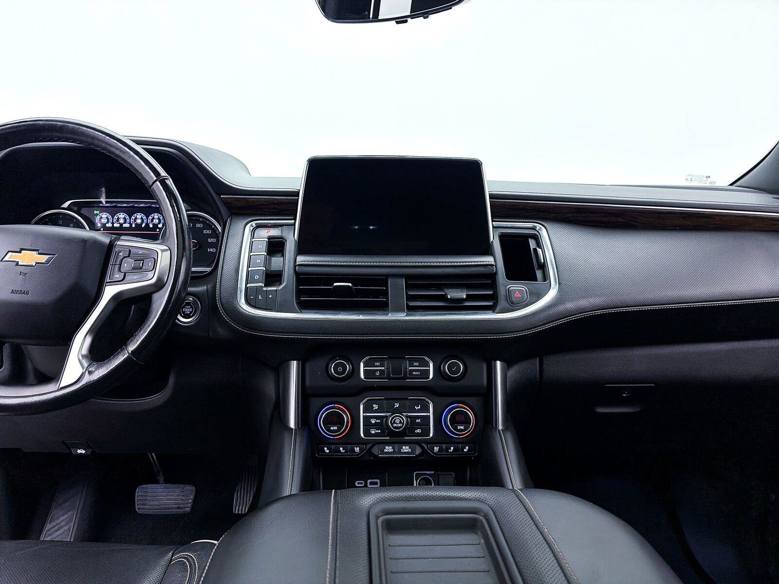 Used 2021 Chevrolet Tahoe Premier w/ Premium Package RWD image 9