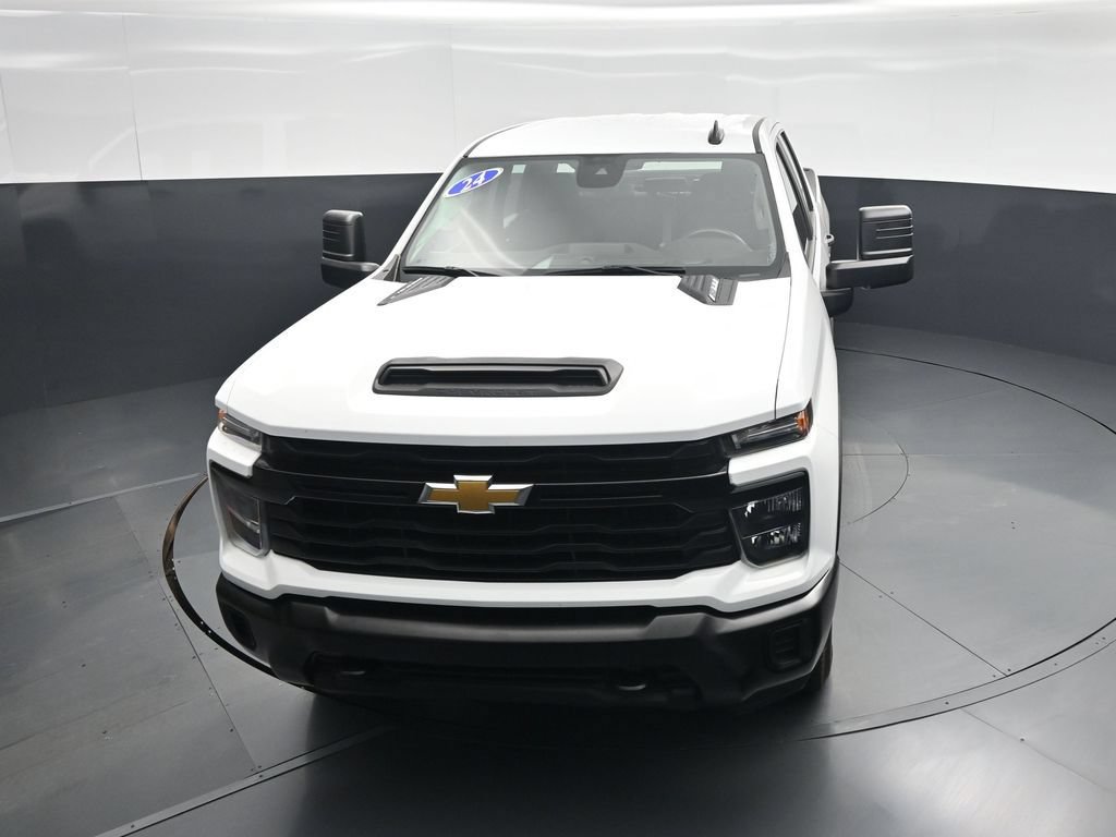 Used 2024 Chevrolet Silverado 2500 W/T AWD/4WD image 32