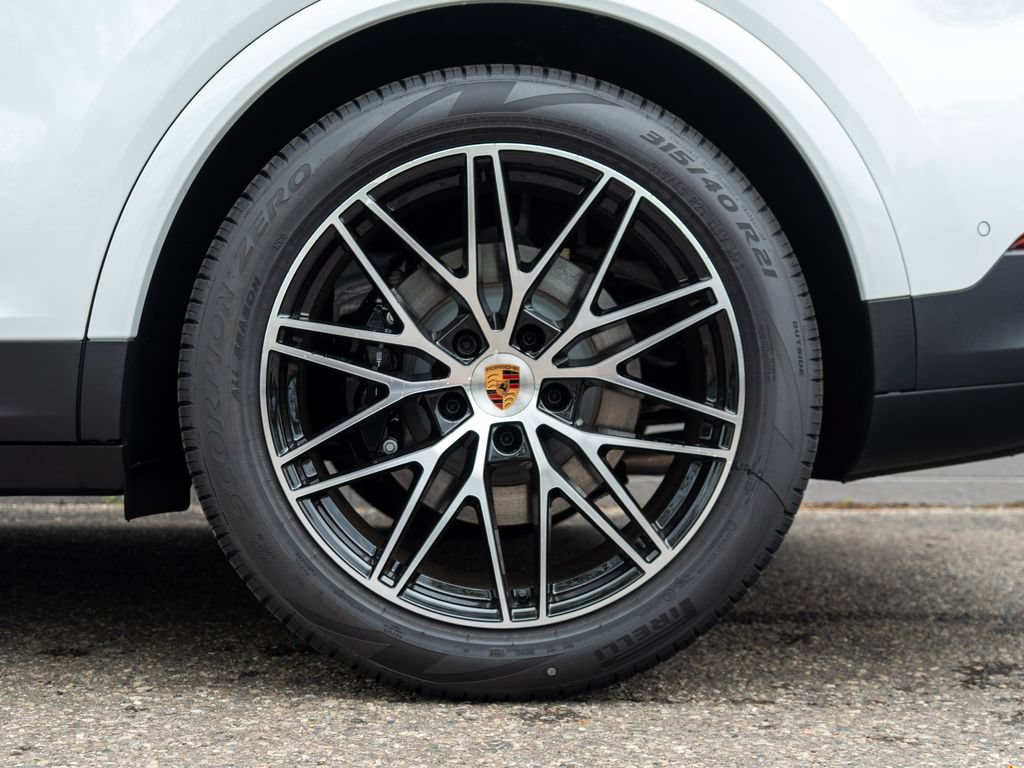 New 2026 Porsche Cayenne AWD/4WD image 13