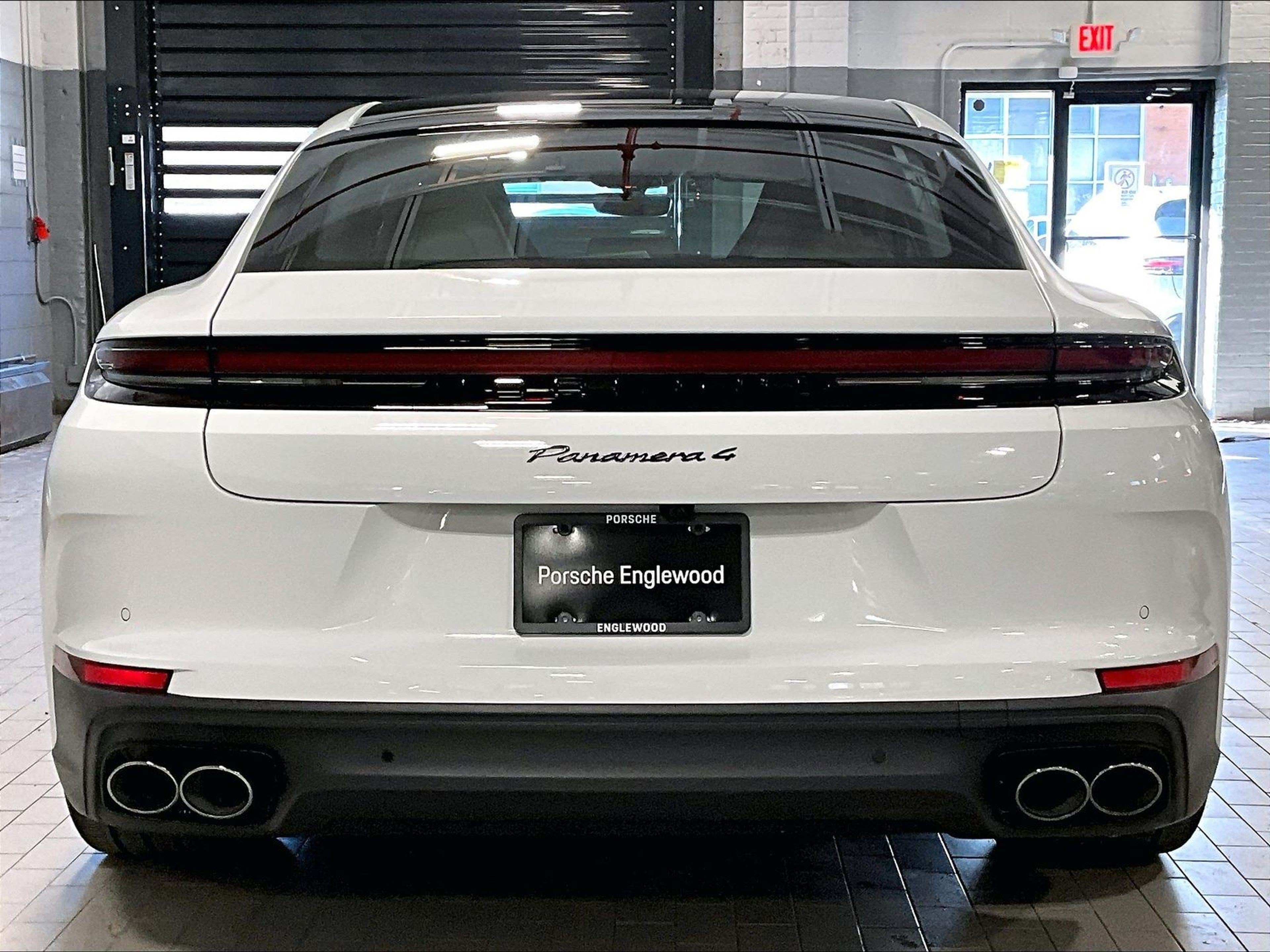 New 2026 Porsche Panamera 4 AWD/4WD image 8