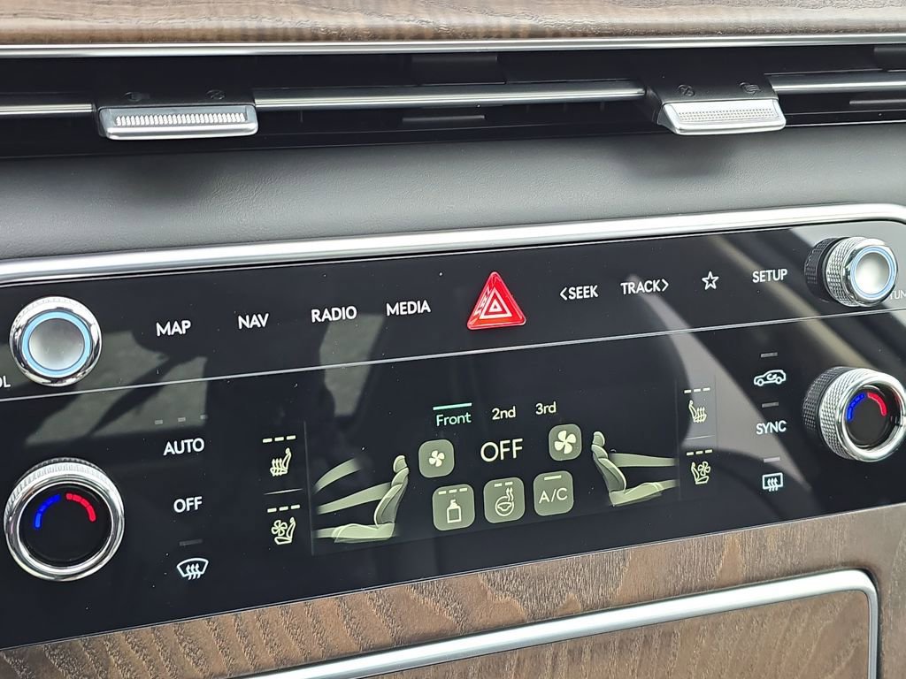 New 2026 Genesis GV80 3.5T Advanced image 18