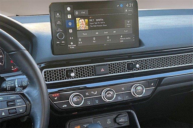 Certified 2025 Honda Civic Sport Touring image 9