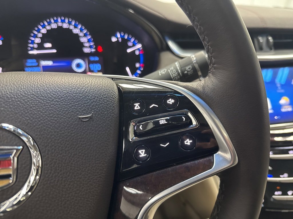 Used 2014 Cadillac XTS Luxury w/ Driver Awareness Package image 12
