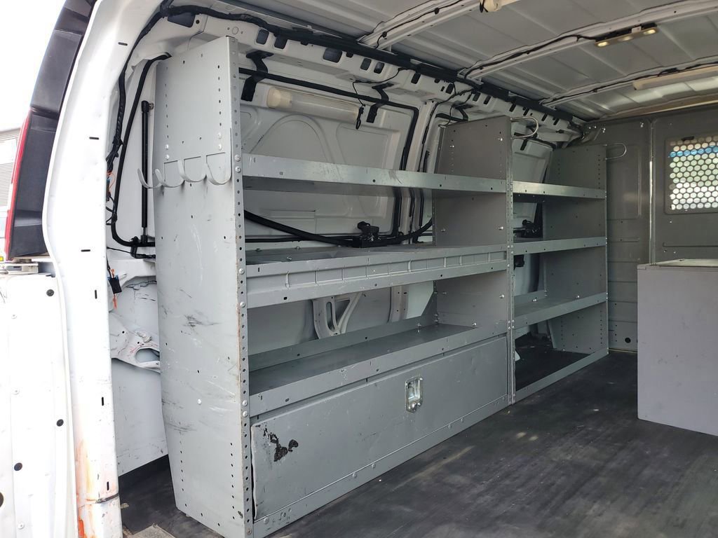 Used 2015 Chevrolet Express 2500 w/ Express Access Plus Package image 7