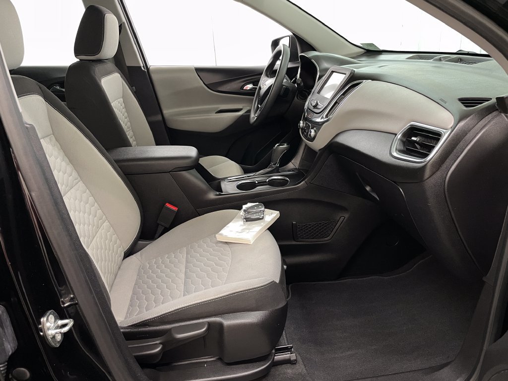 Certified 2018 Chevrolet Equinox LS AWD/4WD image 33