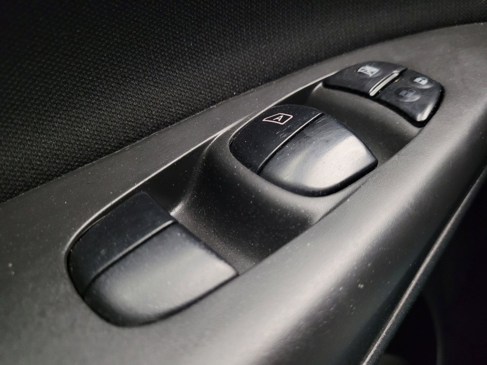 Used 2019 Nissan Sentra SV w/ Special Edition Package FWD image 27