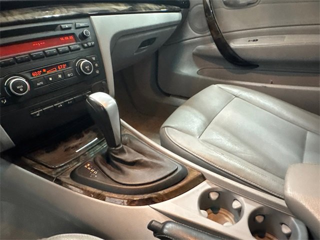 Used 2009 BMW 128i Convertible image 15