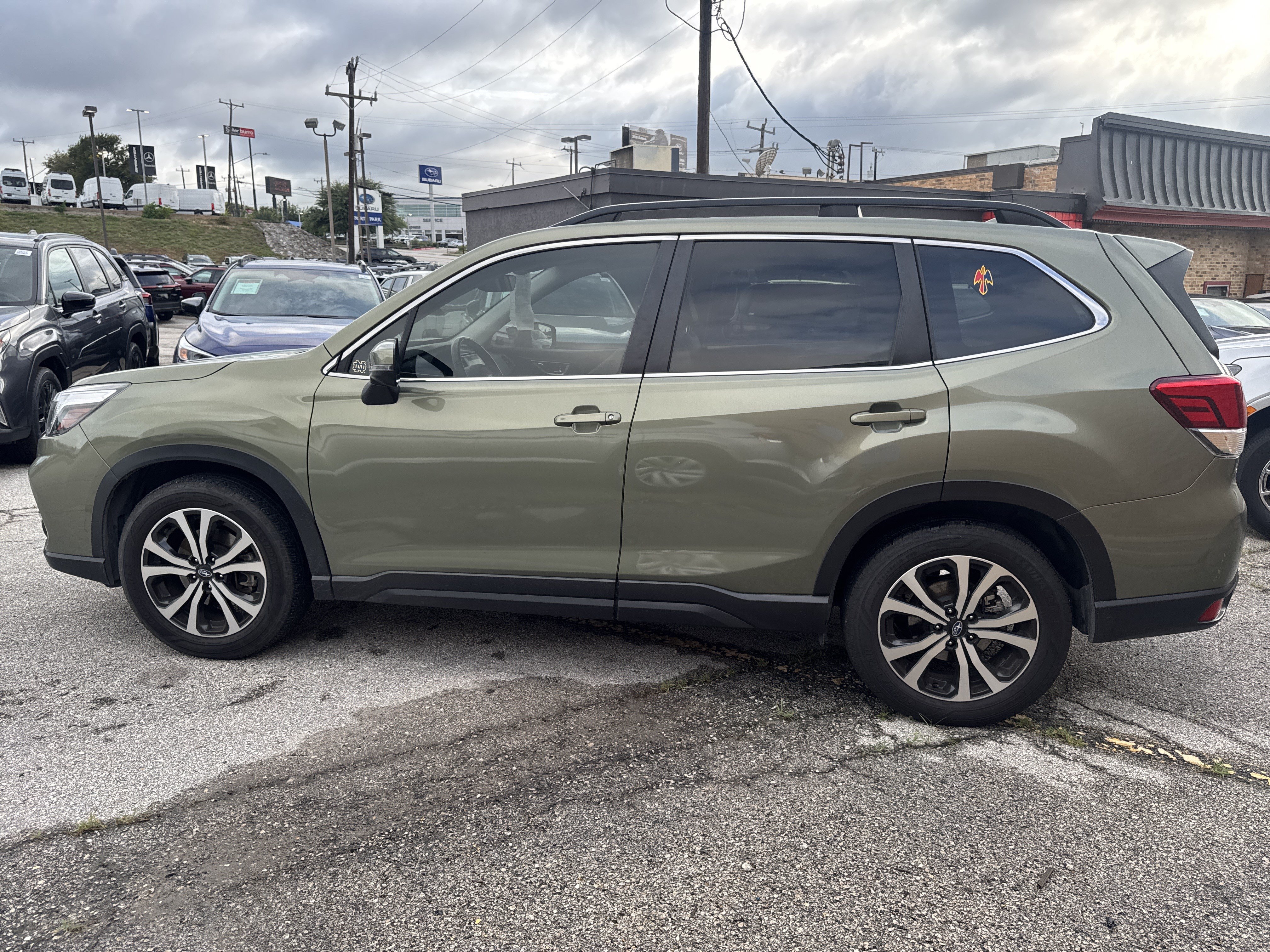 Used 2019 Subaru Forester Limited w/ Popular Package #3 AWD/4WD image 6
