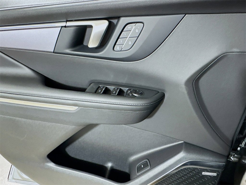 New 2026 Buick Enclave Sport Touring w/ Power Package image 16