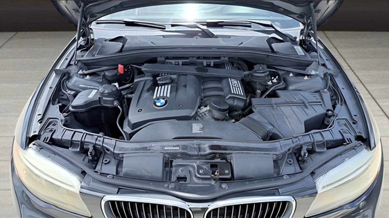Used 2012 BMW 128i Convertible RWD image 21