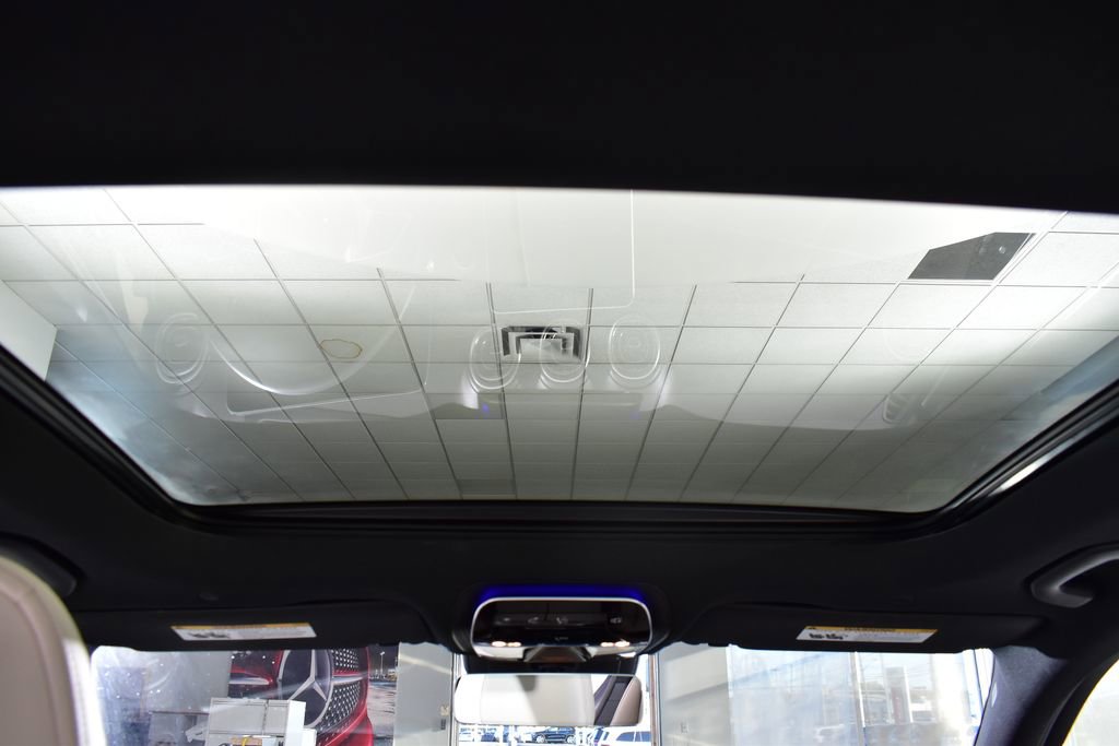 Certified 2022 Mercedes-Benz C 300 4MATIC Sedan image 27