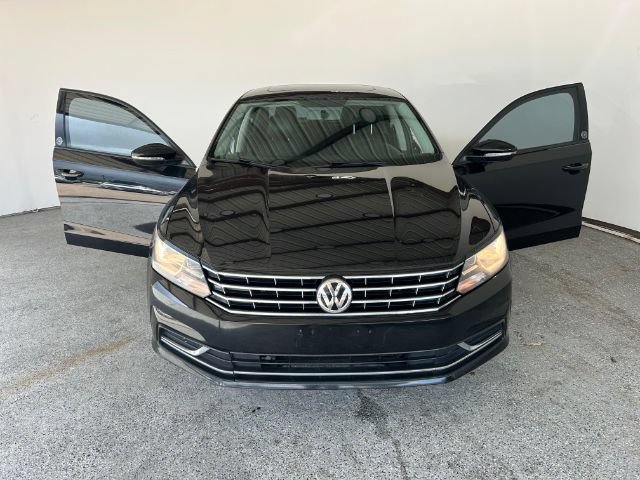 Used 2019 Volkswagen Passat Wolfsburg Edition FWD image 5