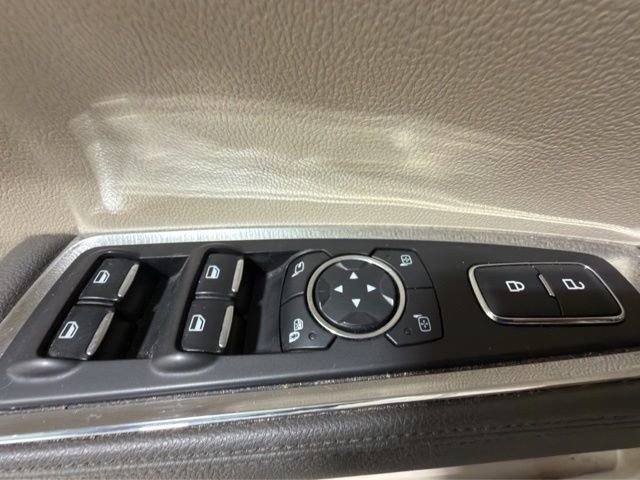 Used 2017 Lincoln Continental Reserve w/ Luxury Package AWD/4WD image 13