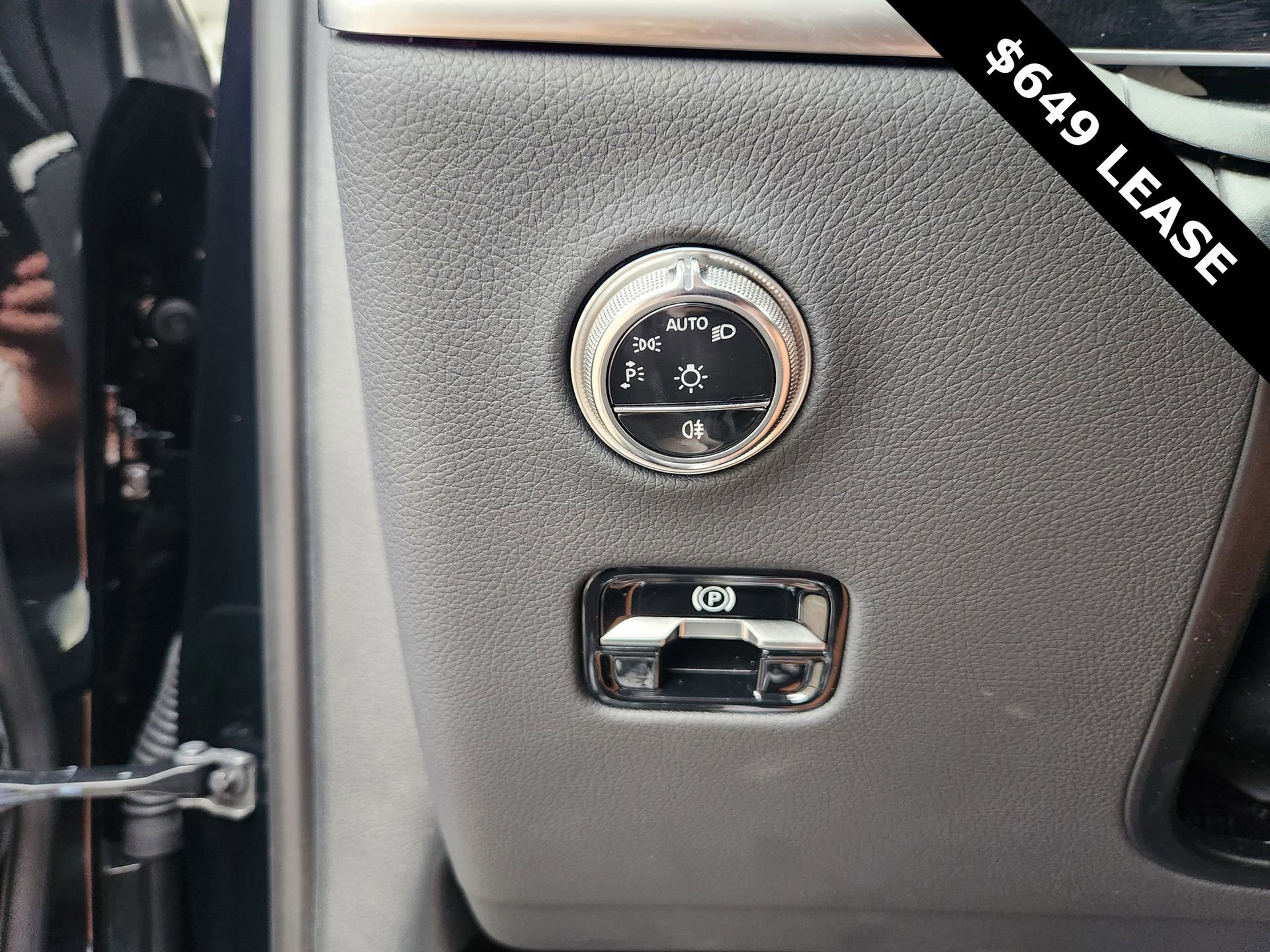 Certified 2025 Mercedes-Benz GLC 300 4MATIC image 23