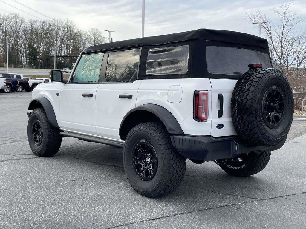 Used 2023 Ford Bronco Wildtrak image 3