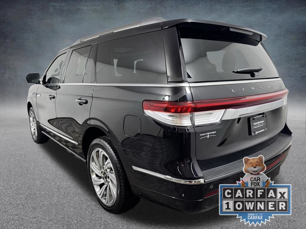 Used 2024 Lincoln Navigator Reserve AWD/4WD image 4
