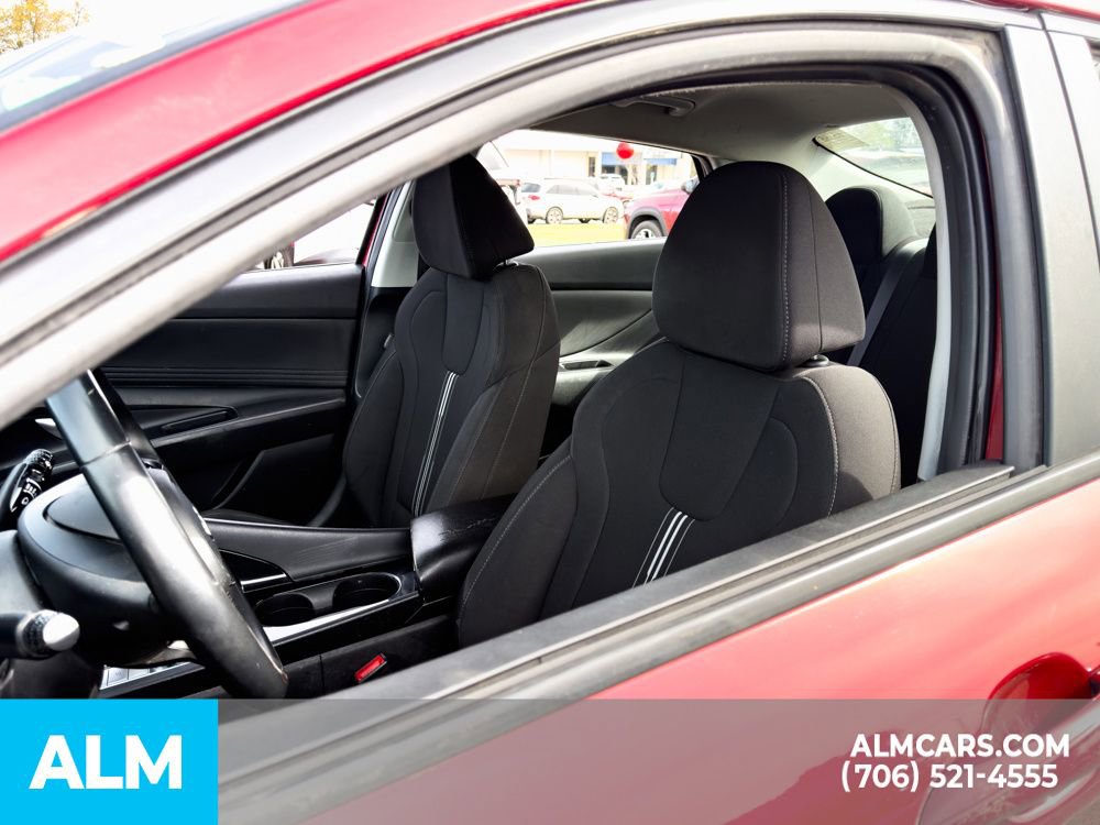 Used 2021 Hyundai Elantra SEL w/ Convenience Package FWD image 6