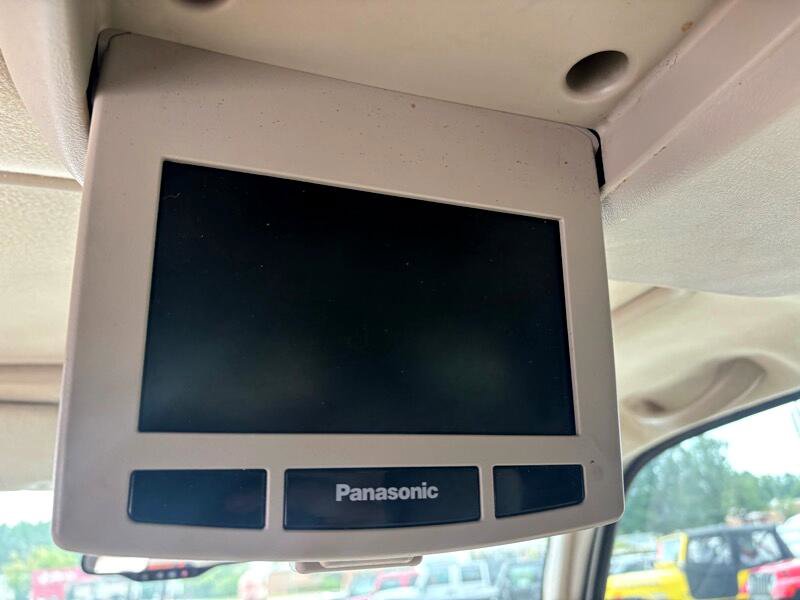 Used 2006 Chevrolet Suburban Z71 w/ Z71 Preferred Equipment Group image 26