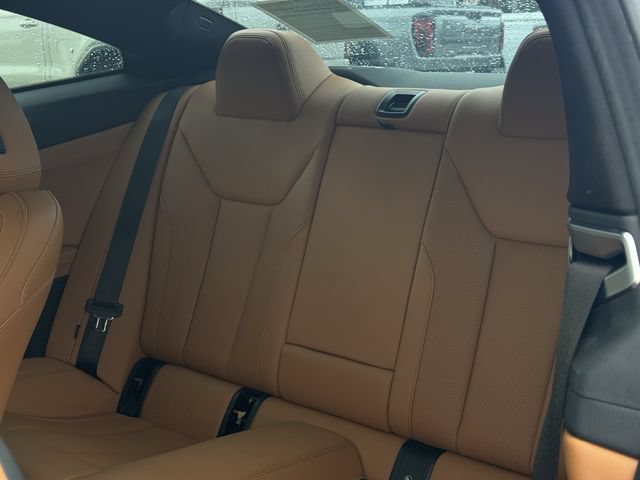 Used 2024 BMW 430i Coupe w/ M Sport Package RWD image 30