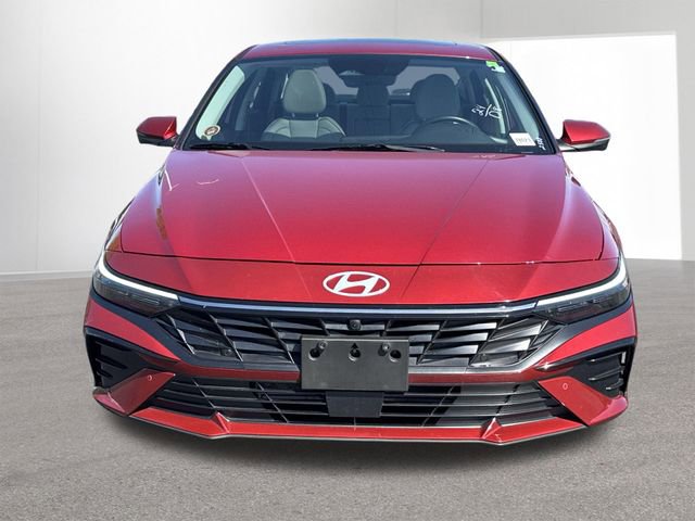 Used 2024 Hyundai Elantra Limited FWD image 16