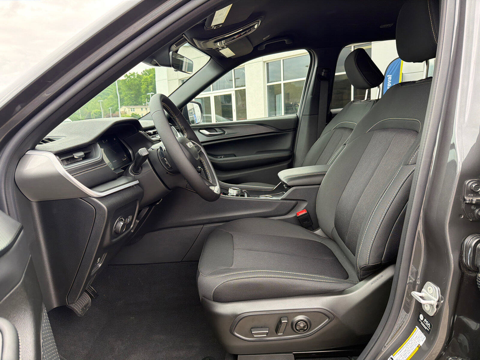 New 2026 Jeep Grand Cherokee L 4WD image 20
