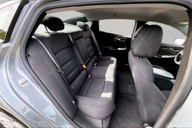 Used 2024 Chevrolet Malibu LT FWD image 24