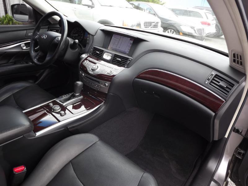 Used 2013 INFINITI M37 w/ Premium Pkg RWD image 30