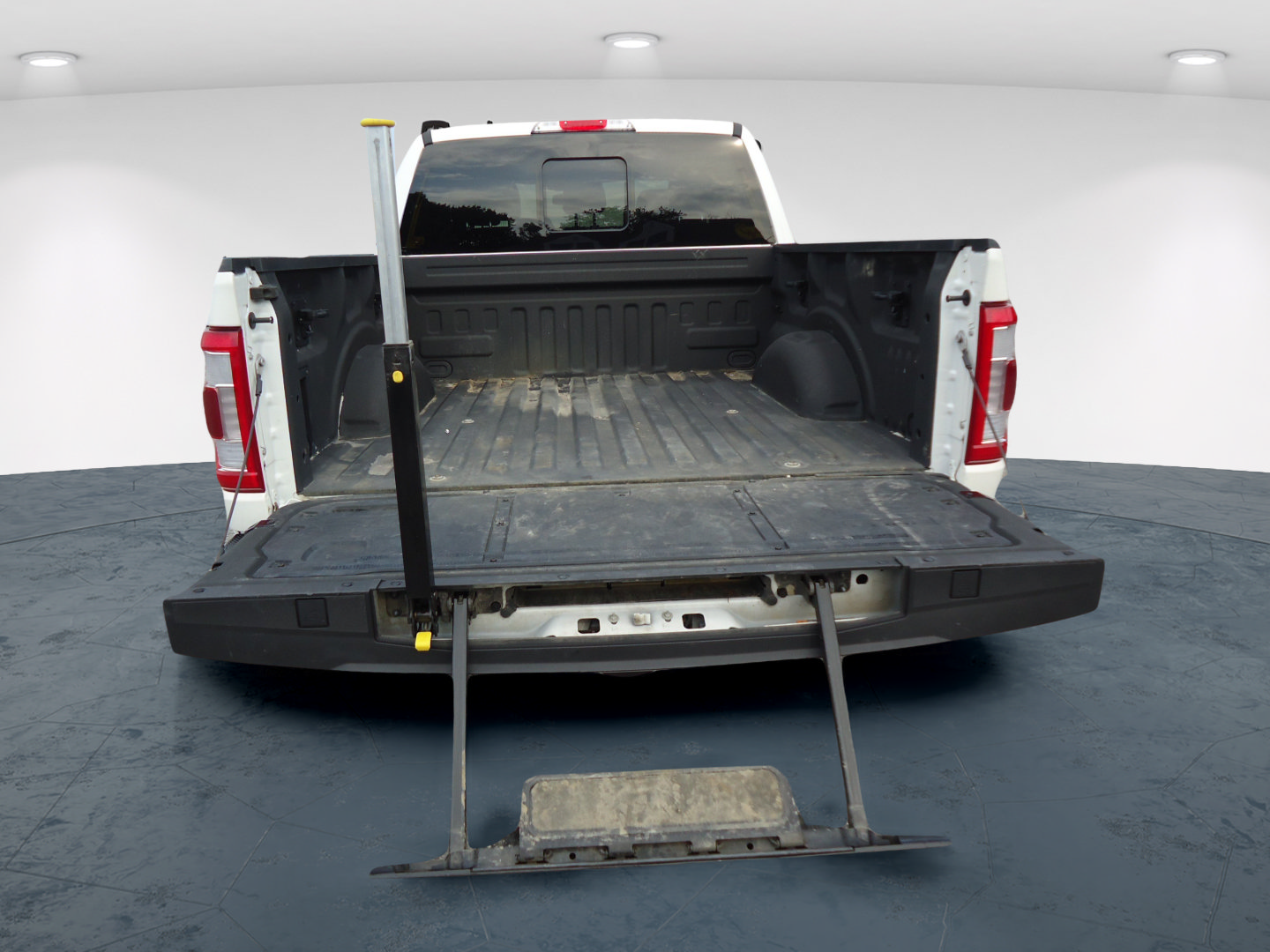 Used 2023 Ford F150 Platinum w/ Equipment Group 701A High AWD/4WD image 11