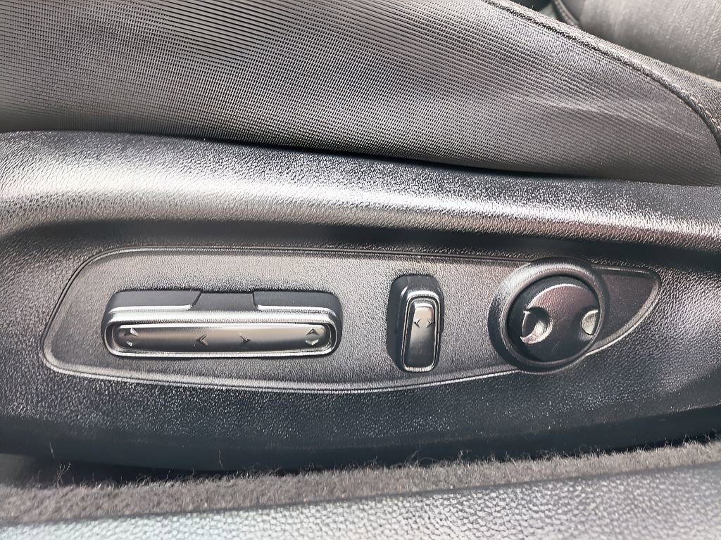 Used 2024 Honda Accord EX image 14