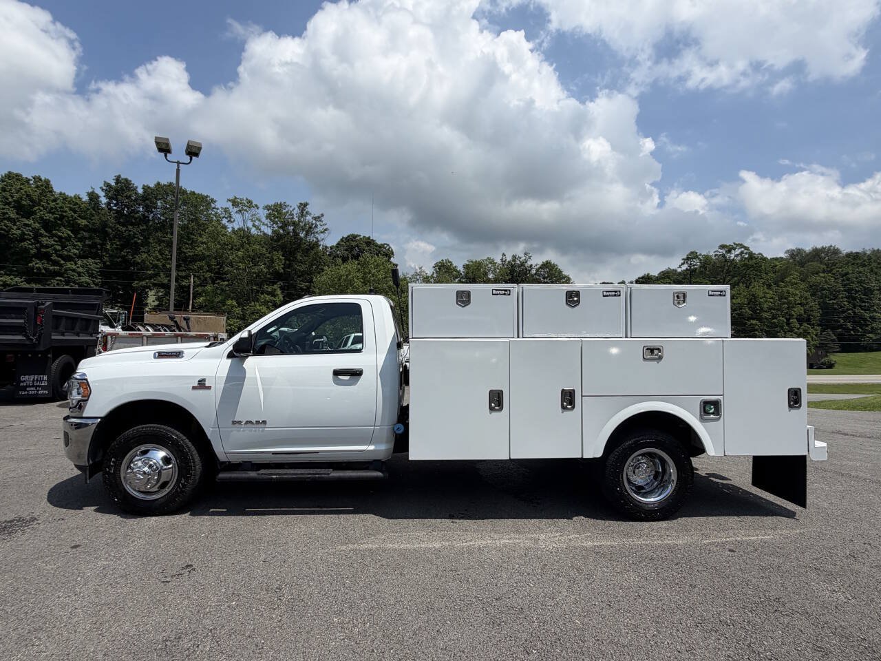 Used 2022 RAM 3500 Tradesman AWD/4WD image 7