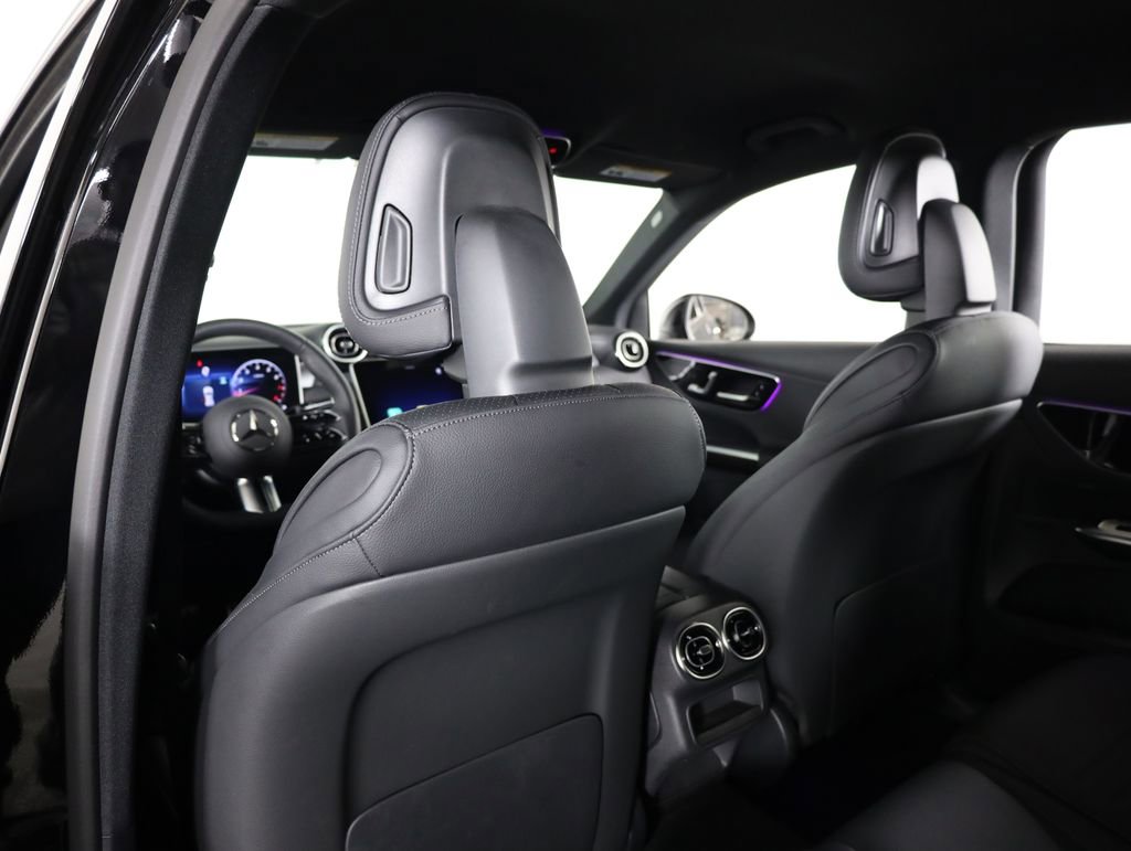 Used 2026 Mercedes-Benz GLC 300 4MATIC image 40