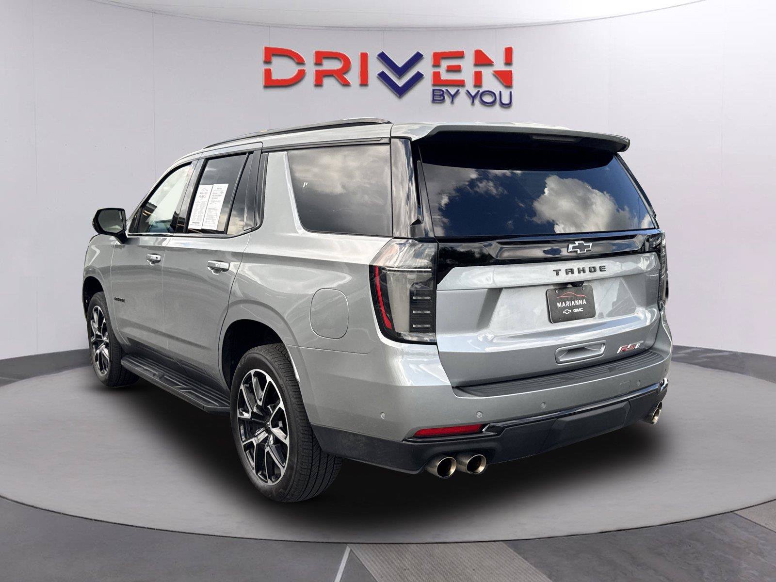 Used 2025 Chevrolet Tahoe RST w/ Comfort Package AWD/4WD image 6